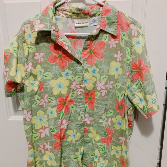 💚🌺 hawaiian button down ‘dad’ shirt 🌺💚 - Picture 2 of 4
